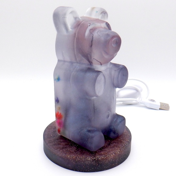 Jumbo Resin Gummy Bear & Base Lamp - Picture 6 of 16